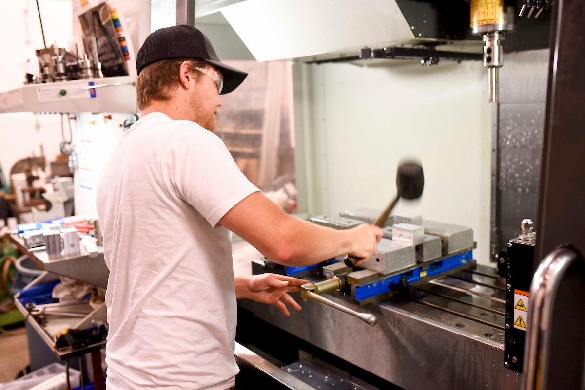 FFM-LLC0412 FFM-LLC0412